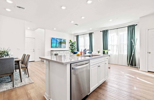 Ontario House | Near ONT Modern Designer Style Family Home