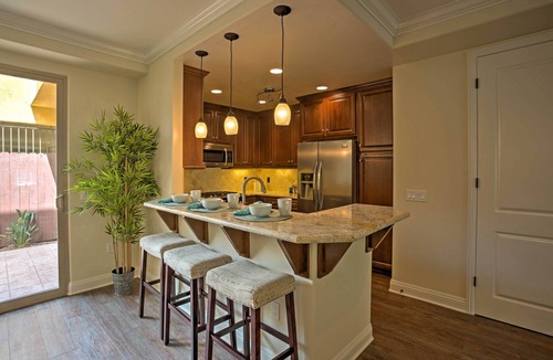 Crown Point Cottage | Near Pacific Beach, Comic-con! Sunny San Diego Gem