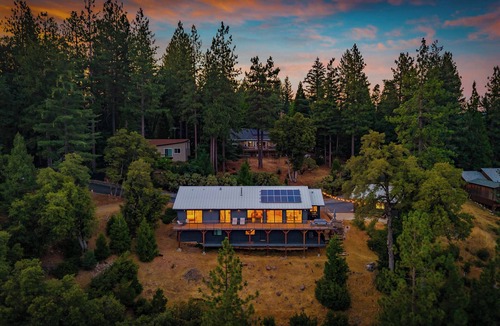 Nevada City House | Nevada City Vista / Mountain Views, Fireplace & BBQ