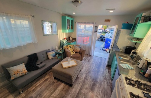 East Side Capistrano House | New Build 1 Bedroom 1 Bath Beach Themed perfect little place 1/2 mile to Harbor!
