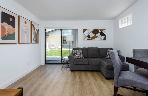 Garfield House | NEW Cozy Private Guesthouse in the heart of Phoenix!
