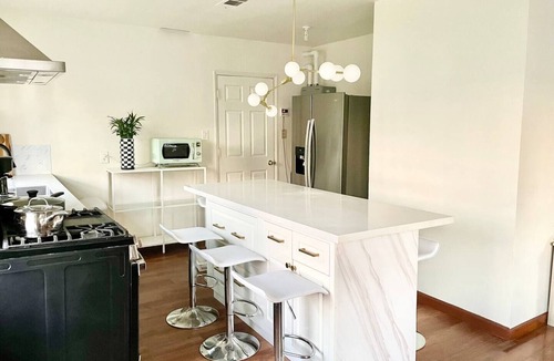 Monterey Park House | New Modern 3 Bedroom 2 Bath House near Downtown LA