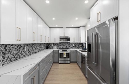 North Hills House | NEW Modern Luxury 5 Bedroom Northridge Home