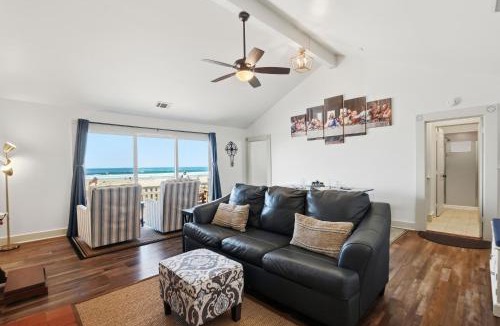 Mission Beach Villa | NEW Oceanfront Luxury Christian RARE Single Family Home