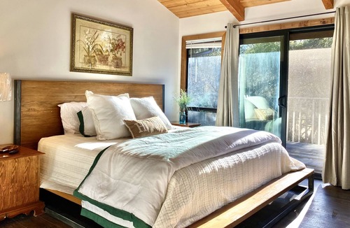 Carmel Valley Cabin | NEW! Peaceful Cabin on the Carmel Valley River close to Wine Tasting & Hiking