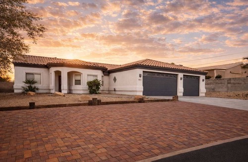 Lake Havasu City Villa | NEW POOL & 25x40 Boat Pad - Lakeview Villa