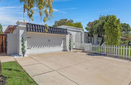 Mesa House | NEW The Pink Palace