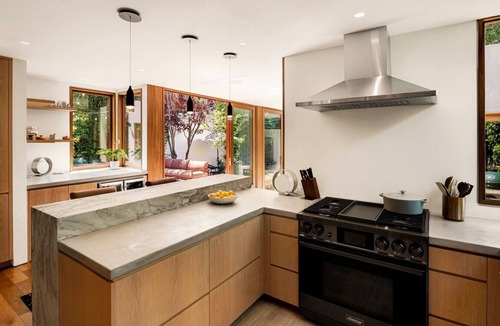 Venice House | NEW! Venice Architectural Home with Yard & Theater
