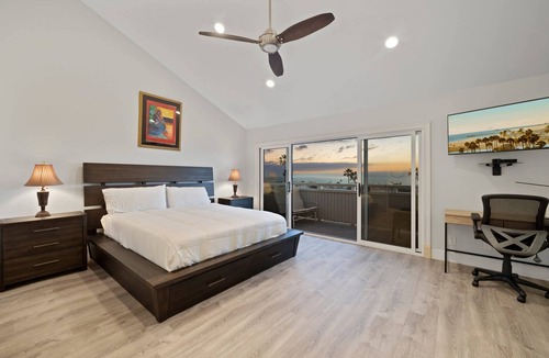 Santa Ana Heights House | Newly remodeled home with breathtaking ocean view.