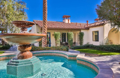 La Quinta Condo | Newly Remodeled Single Story Townhome, Spanish Fountain View, Pet Friendly! - Ground Floor (H90)
