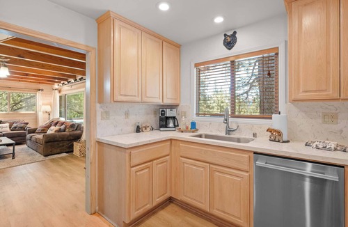 Fawnskin Cabin | Newly Renovated Cabin in Big Bear!