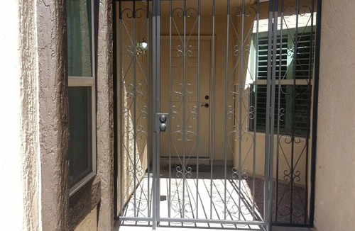 Pepper Ridge House | North Central Phoenix - Two Master Stes. 1500 Sf Newly Remodeled, Peaceful!