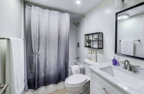 Prescott House | OAK -14th-West - cozy 2BR wd