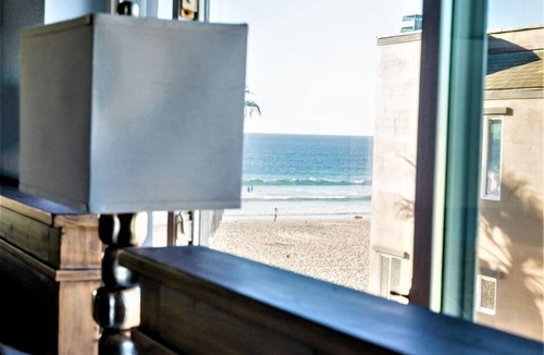 Mission Beach House | Ocean Front Luxury Beach House #5 - Sleeps 6 - Penthouse View - 180 degrees Full