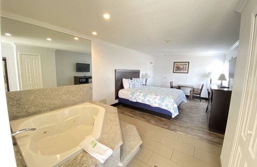 Sunset Beach Hotel | Ocean Surf Inn & Suites