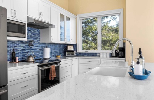 Westside Santa Cruz House | Oceanfront Beach House overlooking the Boardwalk