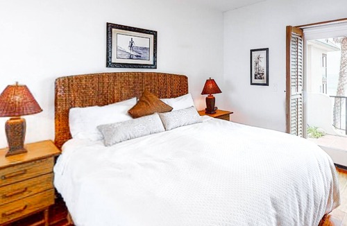 Carlsbad Village Condo | Oceanfront Condo Overlooking Pacific w/Private W/D, Free WiFi, Deck, & Patio