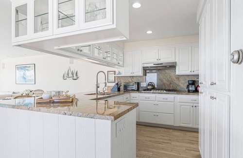 Eastern Malibu Condo | Oceanfront Retreat with Multiple Balconies, Direct Beach Access & Sweeping Views