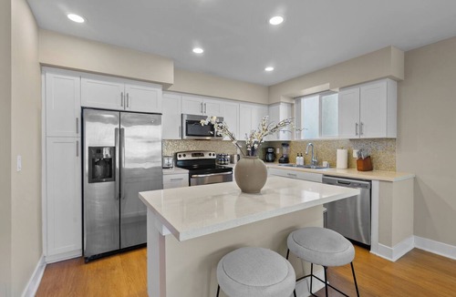 Marina del Rey Apartment | Oceanfront Serenity - 2BR Marina del Rey Luxury Suite PKG & Pool