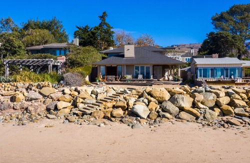 Carpinteria House | Oceanic Delight, Rincon Point