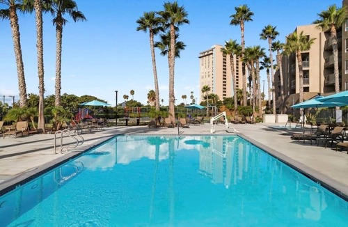 Oceanside Apartment | Oceanside | Sunset Coast | Pool & Hot Tub