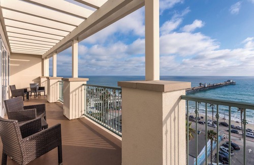 Townsite Resort | OFFICIAL LISTING | Wyndham - Oceanside Pier Resort Studio w/Beach Access & Pool