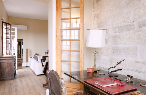 Chateauneuf-du-Pape Villa | Old monastery in the heart of village with pool