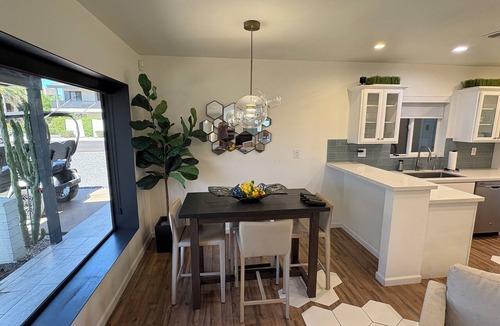 Arts District House | Old Town Scottsdale's cutest retreat/Pied-a-Terre that accommodates 2-6 guests