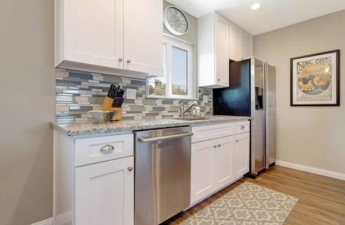 Old Towne Apartment | Old Towne Orange, Chapman University, Disneyland and the Convention Center