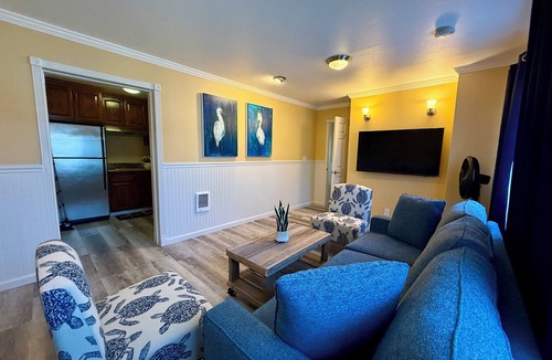 Downtown Monterey Cabin | One Bedroom Suite With Kitchen and Living Room at Ocean-Side Property!