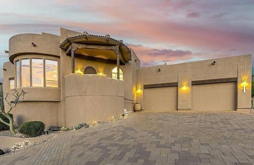 Gold Canyon House | One of a Kind Secluded Home w/Pool in Gold Canyon: Captivating Views All Around