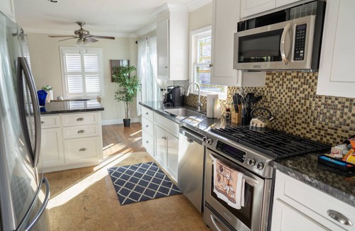 Old Towne House | ORANGE CITY RETREAT: 3BR HOME w/WALK-IN CLOSET, GAME ROOM, PATIO & PARKING p75