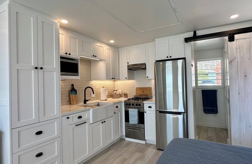 Townsite Cottage | Oside Beach Cottage - Stay on the Sand in Oceanside, CA