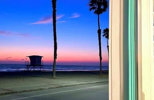 Townsite Cottage | Oside Beach Cottage - Stay on the Sand in Oceanside, CA