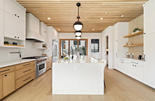 Pacific Beach House | Pacific Beach Luxury - Hot Tub/Sauna/Firepits/Ebikes/Surf/EV Charger/Garage
