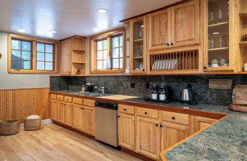 Olympic Valley Cabin | Palisades Cabin Retreat | Hot Tub A/C EV Views