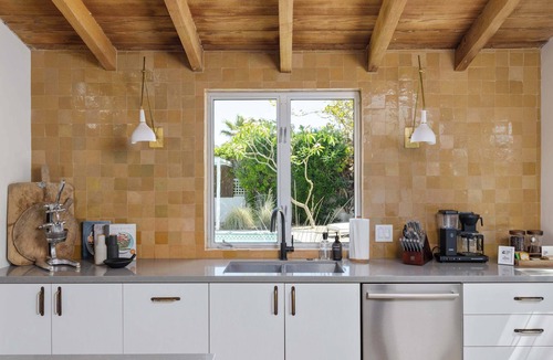 The Movie Colony House | Palm Springs Movie Colony | Designer Pool Home + Private Casita, Sleeps 10