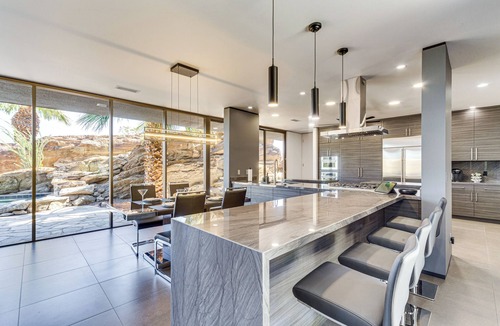 Cahuilla Hills House | Palm Springs Retreat w/Private Pool & Jacuzzi