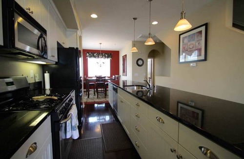 East Side Capistrano House | Paradise in Oceanside, walk to beach, pier and harbor