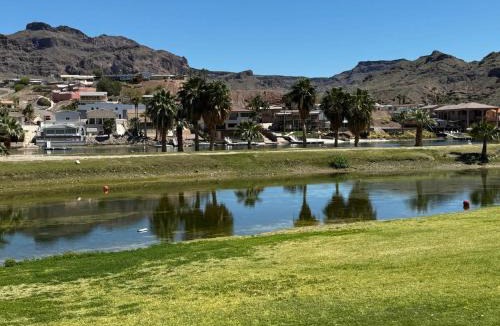 Parker Dam House | Paradise Lagoon