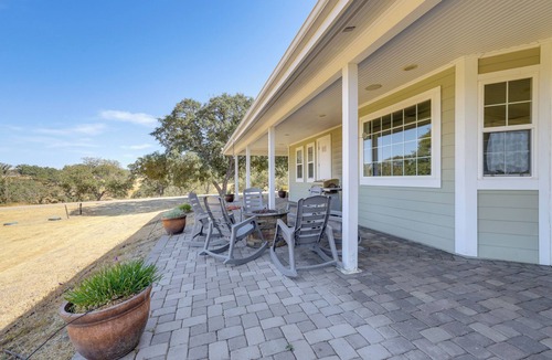 Paso Robles House | Paso Robles Gem w/On-Site Vineyard: Pets Welcome!