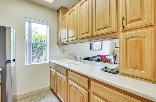 Paradise Valley Village Cottage | Patio & Pool Access: Sunny Phoenix Casita!