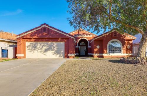 Fort Mohave House | Patio w/Fairway View! Pet-Friendly Mohave Home