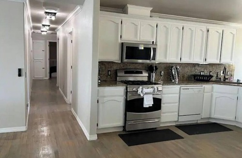 Paso Robles House | Peaceful 4 Bedroom Farm Stay at Whispering Vines