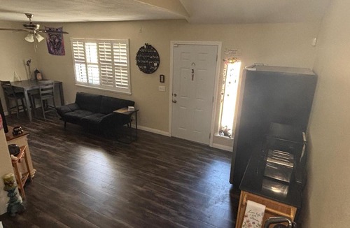 Victorville House | Peaceful Casita