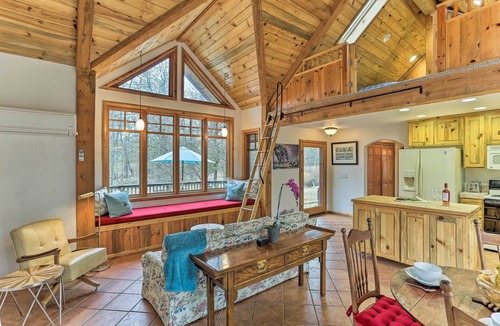 Weaverville Cabin | Peaceful Shasta Cascade Getaway on 15-Acre Ranch!
