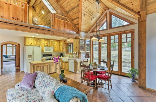 Weaverville Cabin | Peaceful Shasta Cascade Getaway on 15-Acre Ranch!