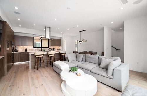 Venice Villa | Penmar Meridian - Modern Architectural Home in the Heart of Venice