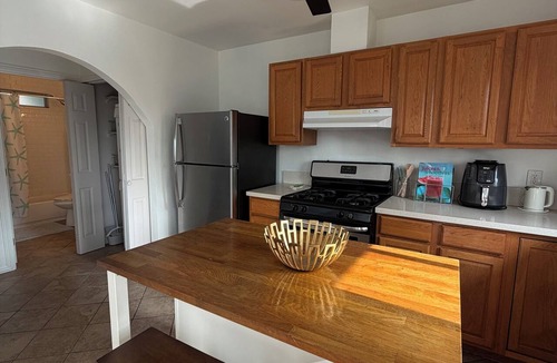 Eagle Rock House | Perfect 1-bedroom house with AC in charming Los Angeles