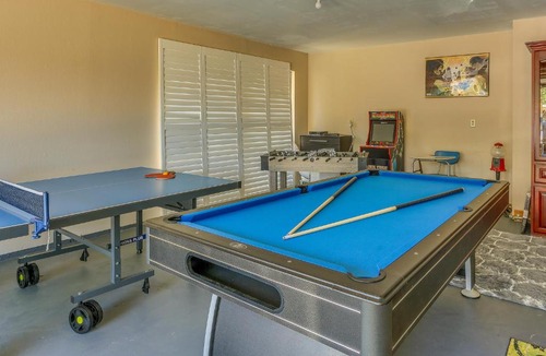 Yosemite Lakes House | Pet-Friendly Coarsegold Vacation Rental w/Deck!